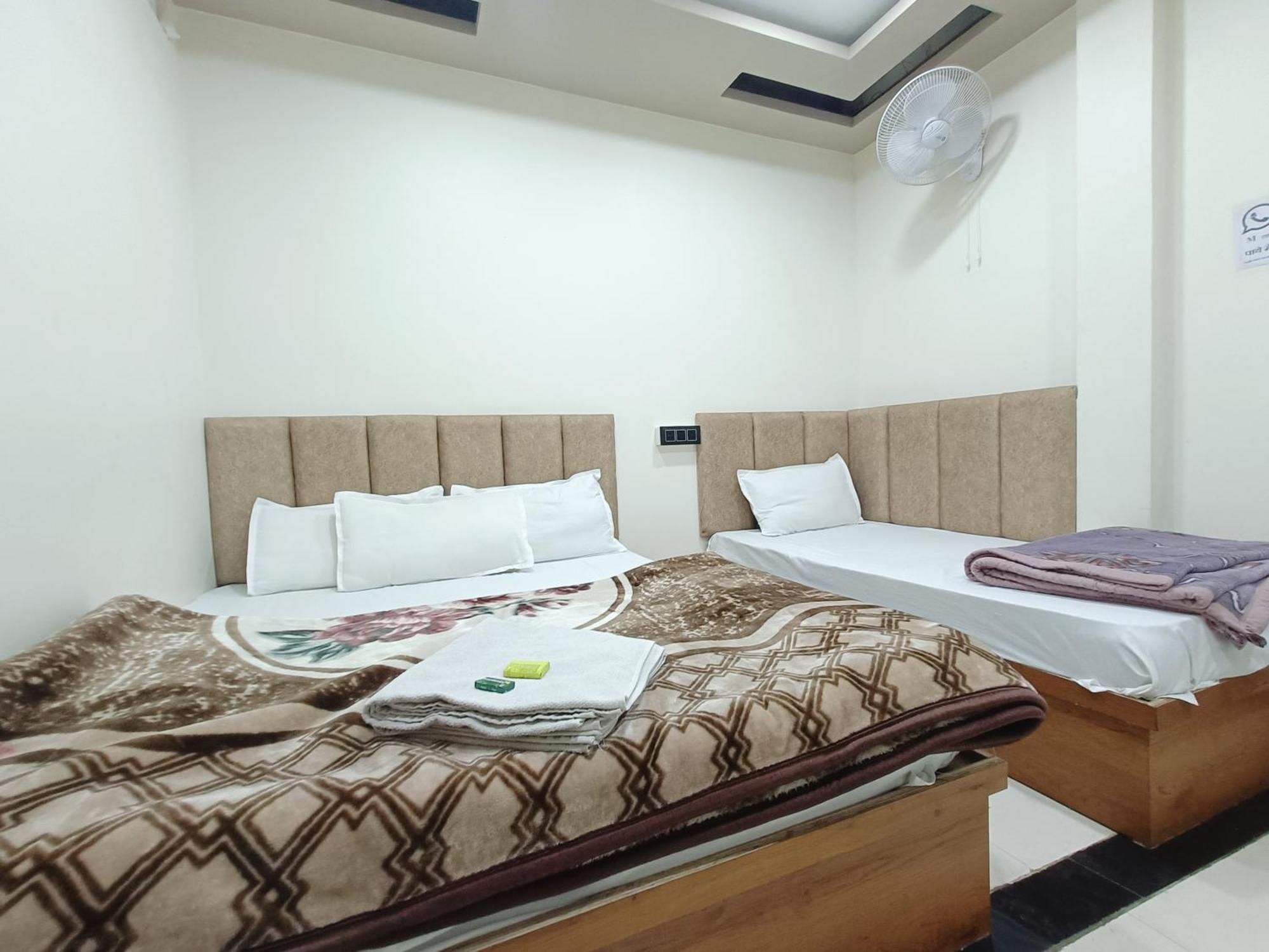 Hotel Shreem Ujjain Zimmer foto